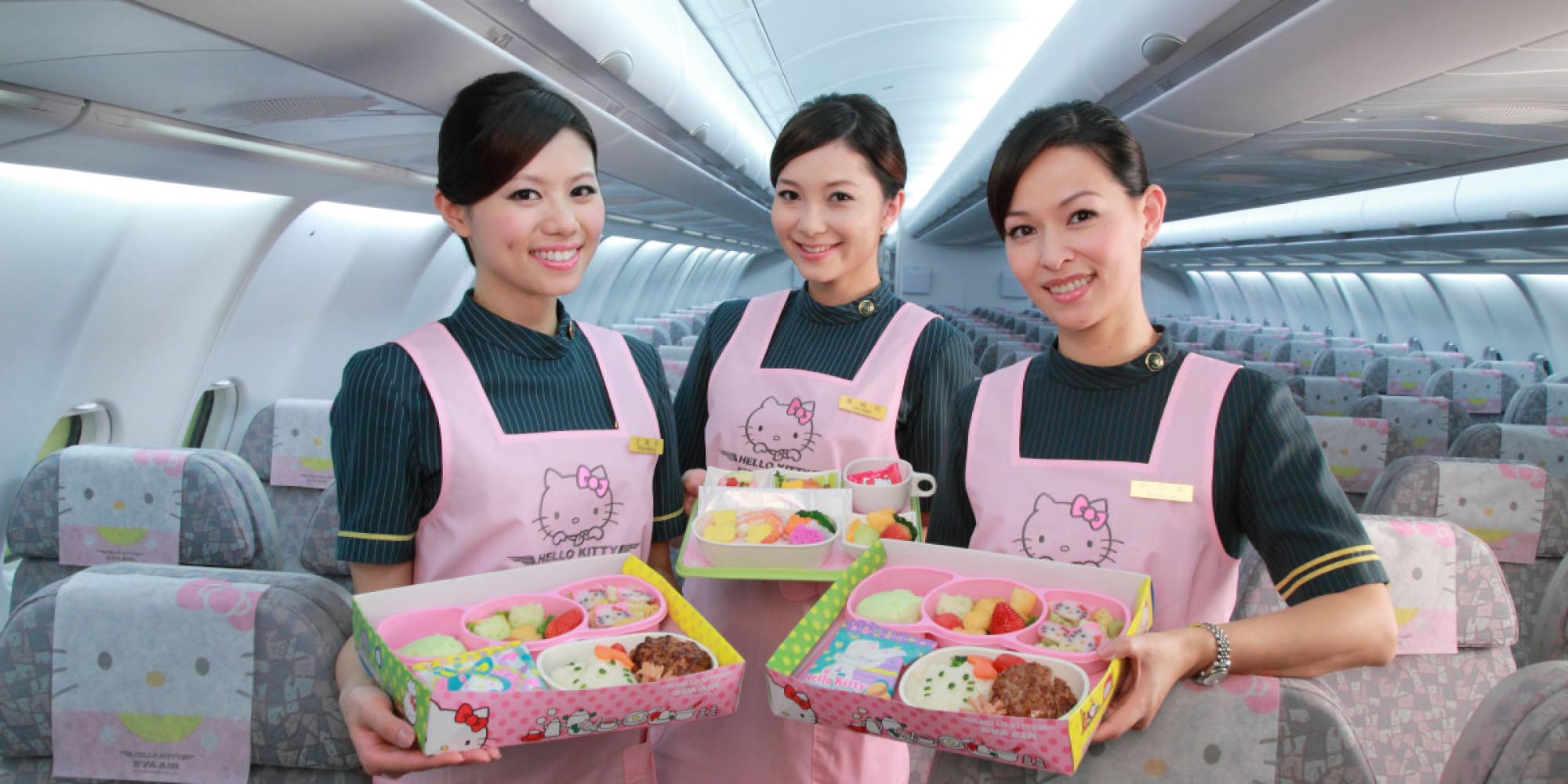 chiến lược thương hiệu helo kitty
